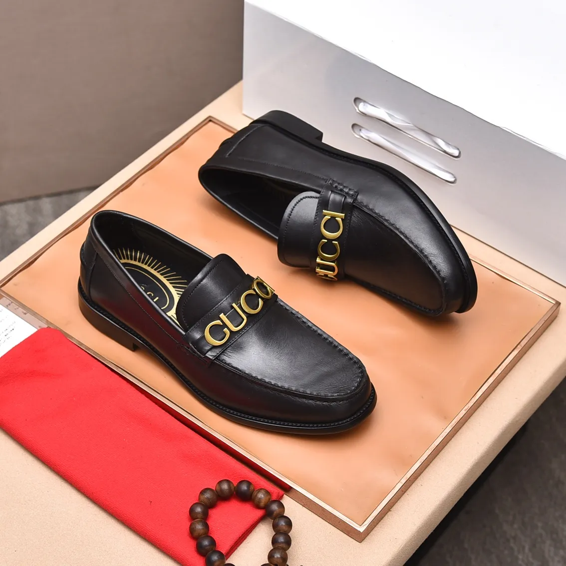 Men's shoes 💰580 📛📛Original (water-dyed cow lining) Gucci GUCCI official website formal shoes 🌀 Italian 🇮🇹 imported cowhide ➕ top imported water-dyed cowhide lining 💋 fine handmade original bottom, the real thing looks better when photographed in person Standard size 38-44